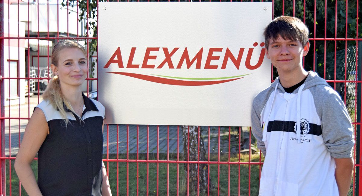 Laura Kabelitz und Leon-Fritz Lüthge starten ihre Ausbildung bei ALEXMENÜ