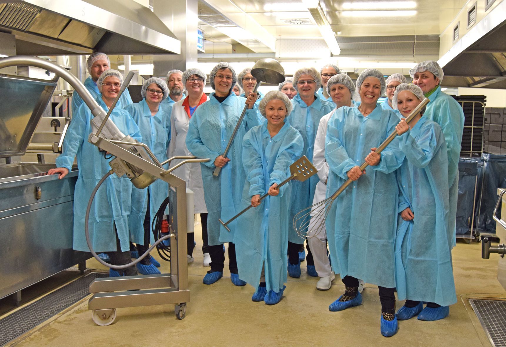 Verband deutscher Unternehmerinnen zu Gast bei ALEXMENÜ, Besuch der Produktion