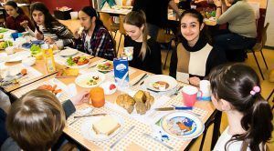 Die Kinder machen toll mit bei dem Projekt