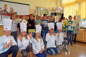 Das Gruppenfoto der Teilnehmer der Grundschule "Käthe Kollwitz" Schönebeck
