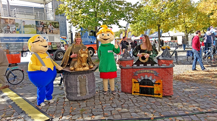 Hopsi und Klopsi mit der Jungfrau von Magdeburg