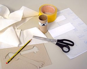 Bastelanleitung für Klopapier-Mumie