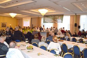 Die Besucher sind von dem Programm begeistert