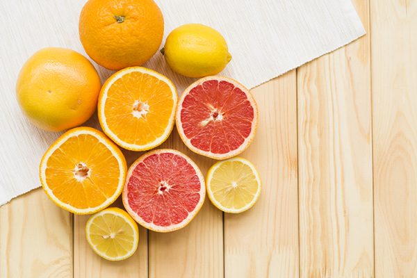 Ernährungsmythos - Zitrusfrüchte sind Vitamin-C-Bomben, © freepik