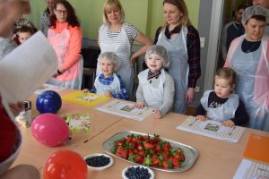 Die Kindern kennen schon zahlreiche Obst- und Gemüsesorten und freuen sich auf das Projekt