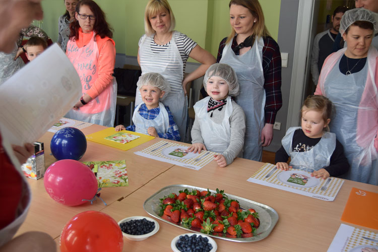 Die Kindern kennen schon zahlreiche Obst- und Gemüsesorten und freuen sich auf das Projekt