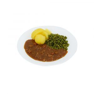 Putengulasch mit Buttererbsen und Salzkartoffeln